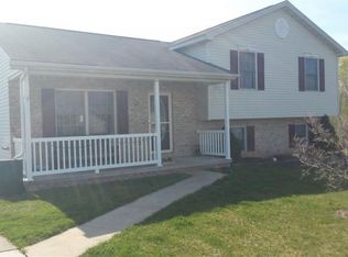 8 Brandywine Ct, Littlestown, PA 17340