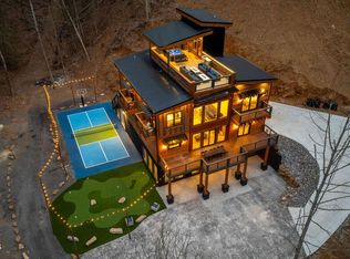 1880 Allen Way, Sevierville, TN 37862