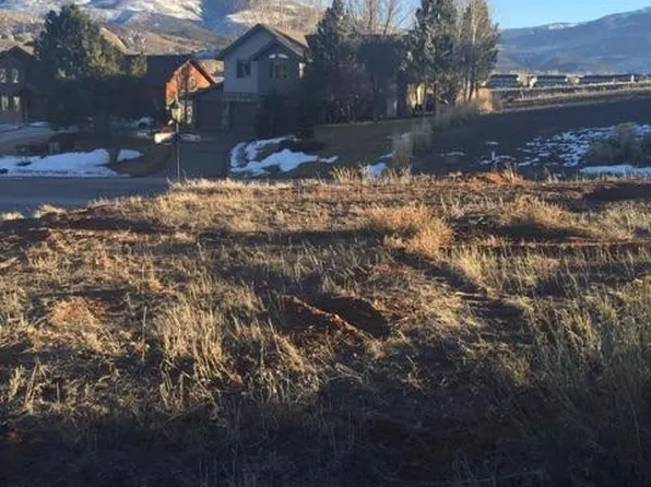 400 Timberwolf Dr, Gypsum, CO 81637