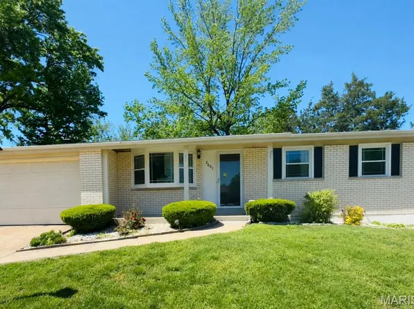 2607 Camino Dr, Saint Louis, MO 63125