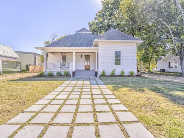 412 2nd Ave, Calhoun, GA 30701