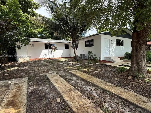 1551 NE 117th St, Miami, FL 33161