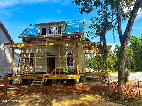 1300 London Avenue, Port Royal, SC 29935