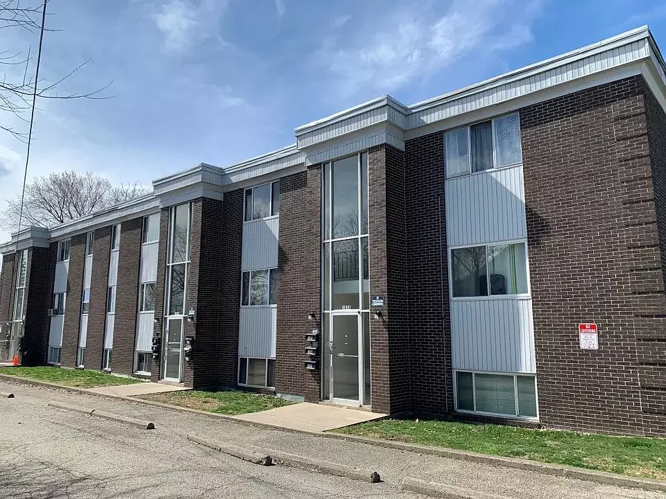 1038 Cherry Dr #6