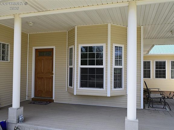 5th image of 117 Hawkins St