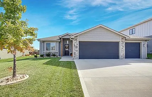 2617 Chasehire Dr Photo 1
