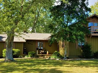 696 Shadowbrook Dr, Winchester, TN 37398