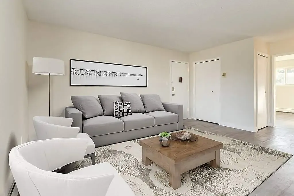 Dickson Apartments — Photo 4