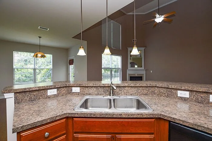 1008 Millbank Dr — Photo 25