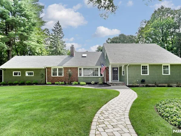 21 Benson Avenue, Westwood, NJ 07675