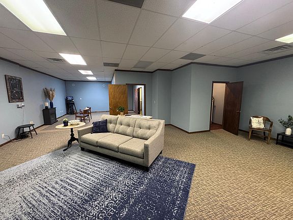 2nd image of 225 5th St