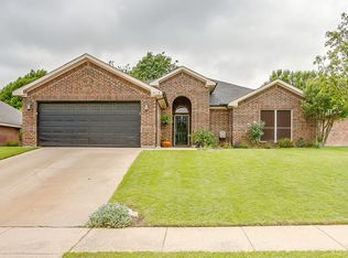 2408 Buffalo Run, Burleson, TX 76028