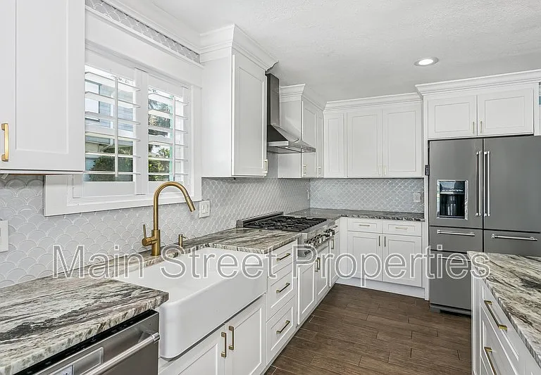 231 Sabine Dr — Photo 24