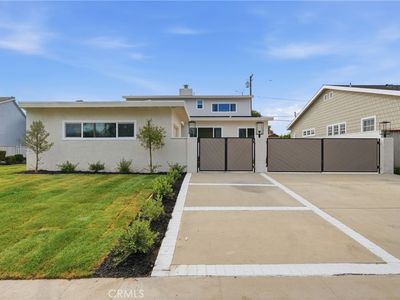 3675 Palo Verde Ave, Long Beach, CA, 90808