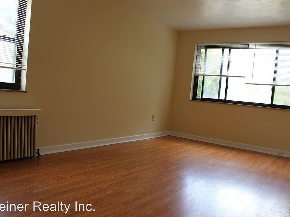 2nd image of 246 McKee Pl APT 6