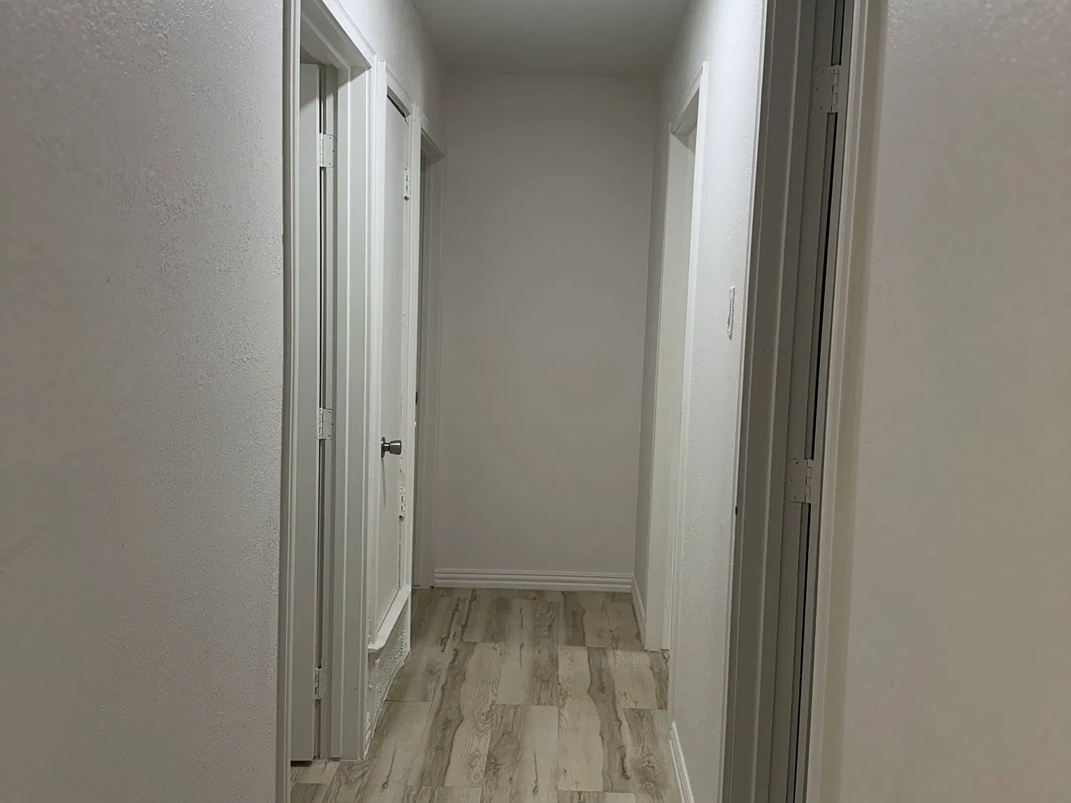 3 bed, 1300 sqft, $2,450 — Photo 2
