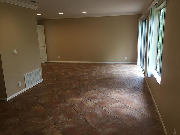 4th image of 5618 E Vista Del Valle