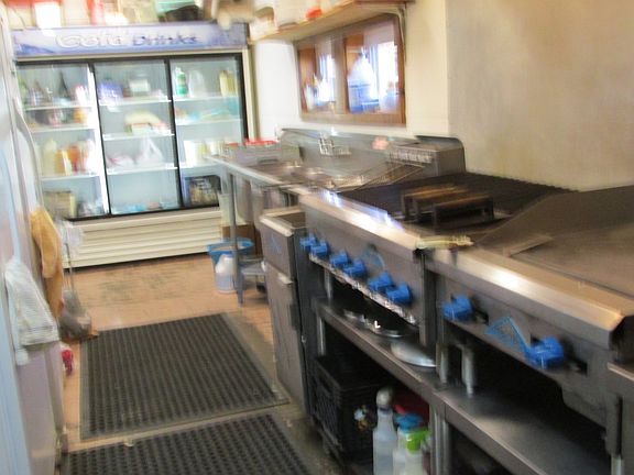 4th image of 166 N Washington St