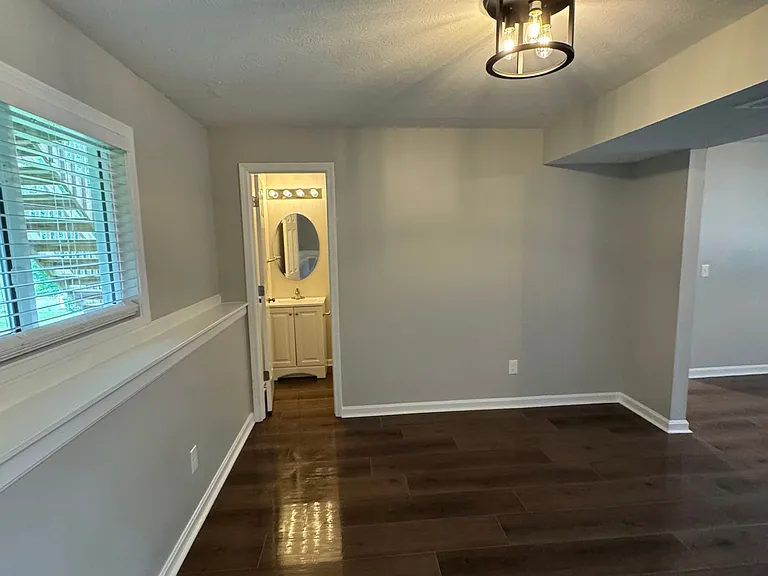 1224 Farmcrest Dr — Photo 16