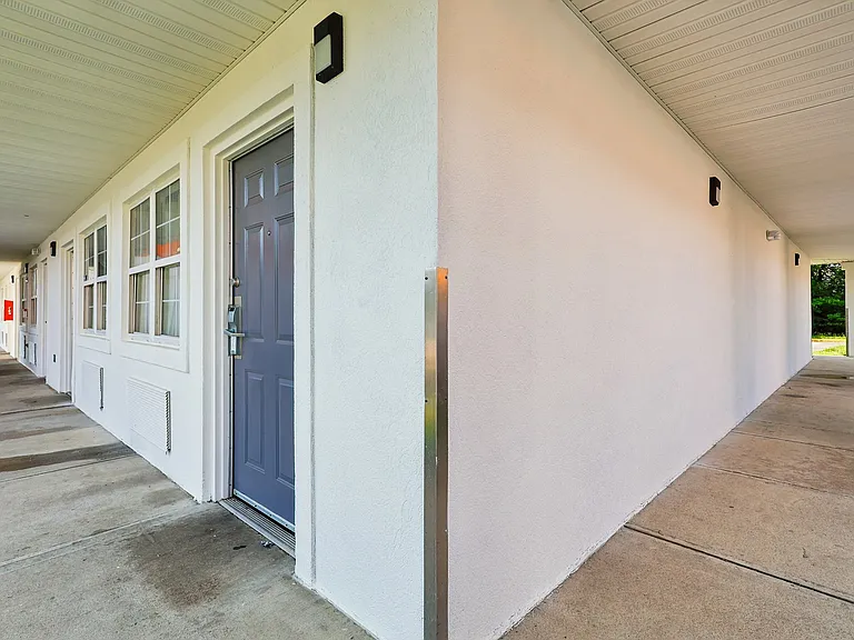 11457 Chester Rd — Photo 11