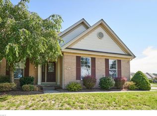 1147 Cookhill Cir, Akron, OH 44312