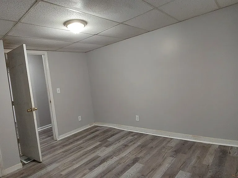 266 Pine St #1 — Photo 14