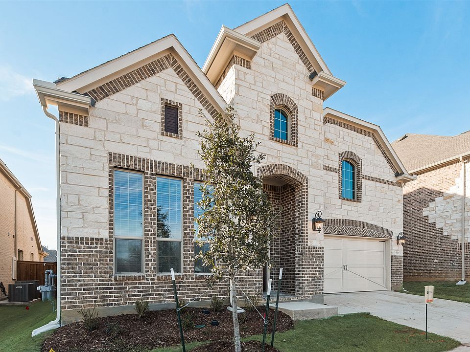 1st image of 609 Quaint Pond Ln