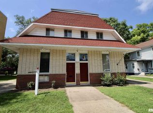 331 S 4th St, Pekin, IL