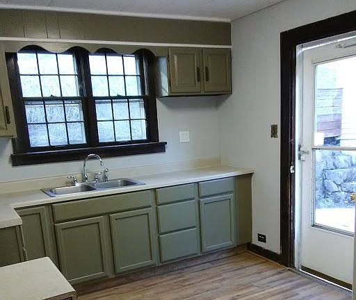 Kitchen to outside door