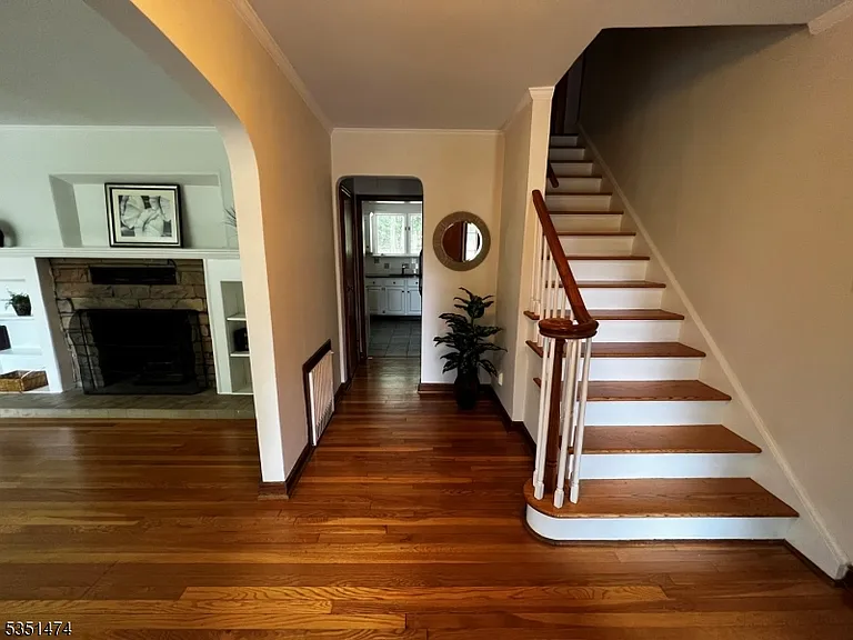 56 Grandview Pl — Photo 5