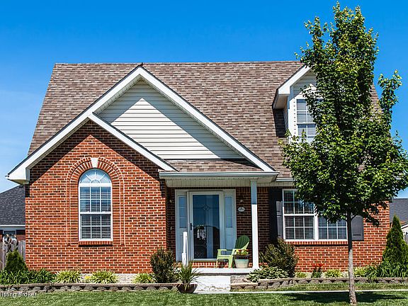 2nd image of 203 Ivy Dr