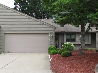 2464 Valley Oaks Cir, Flint, MI 48532