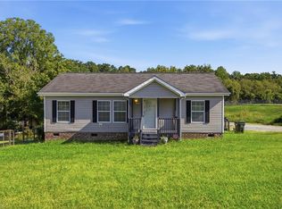 813 Young St, Thomasville, NC 27360