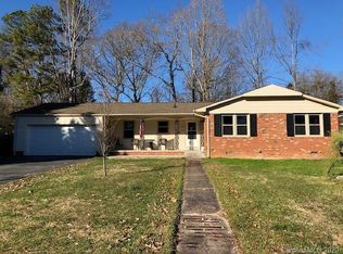 2119 Woodlawn St, Kannapolis, NC 28083