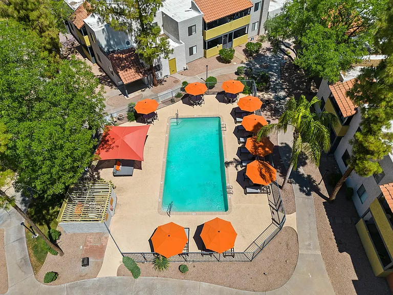 Villatree Apartments — Photo 14