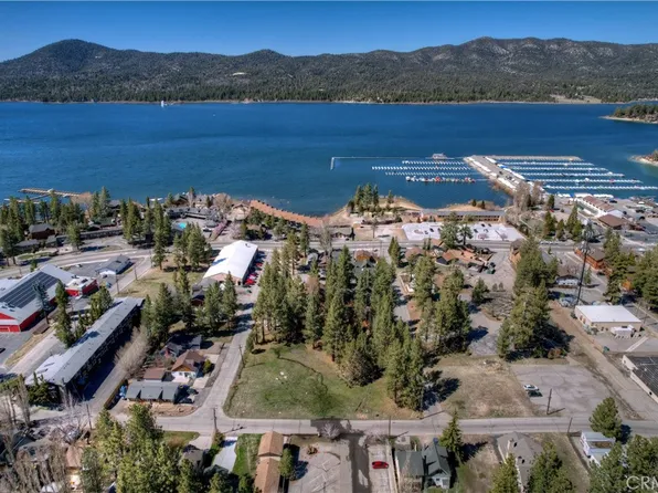 40752 Beaver Ln, Big Bear Lake, CA 92315