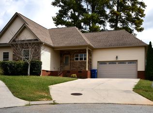 5351 Asher Village Dr, Ooltewah, TN 37363
