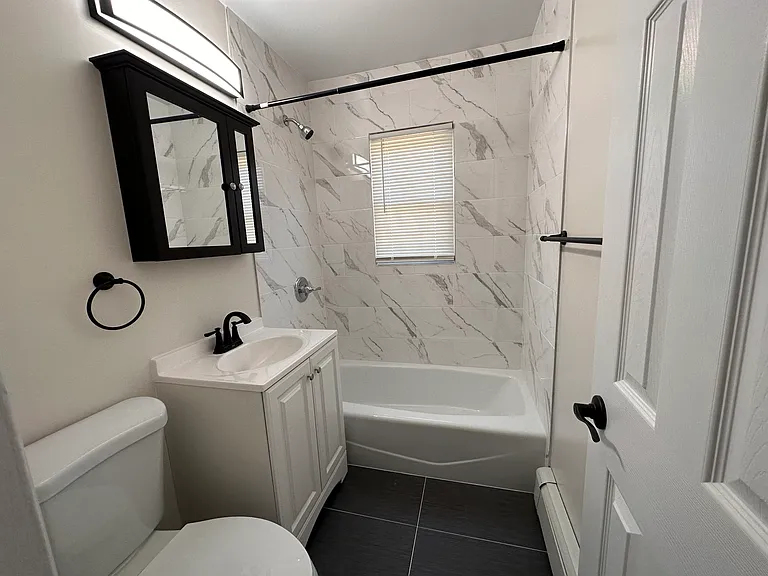251 N Middletown Rd #3 — Photo 12