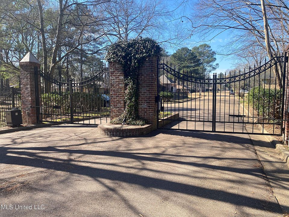 1st image of 0 Riverwood Dr #1-3