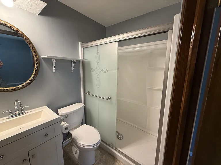 901 N Oak Ave — Photo 6