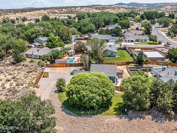 4th image of 605 Anasazi Dr