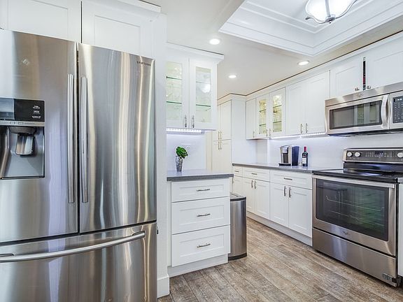 4th image of 1817 Deep Creek Ct