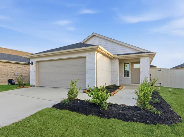 3526 Grassland Dr, League City, TX 77573