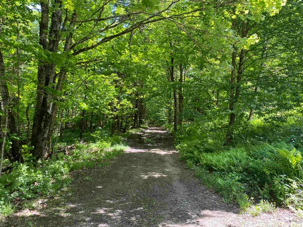 239 Cross Road, Elmore, VT 05657