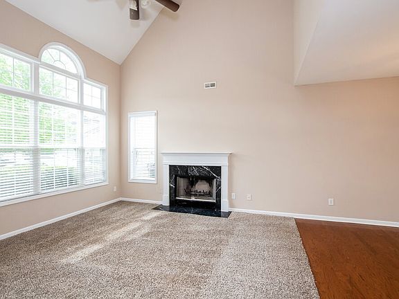 3rd image of 2117 Thurles Ct