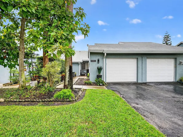 3981 Island Club Circle W, Lake Worth, FL 33462