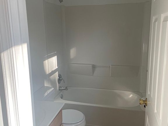 2nd image of 49 E Joyce Ln