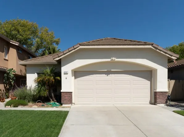 18197 Stonegate Ct, Salinas, CA 93908