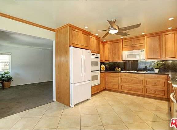 5th image of 4371 Globe Ave