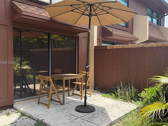 3rd image of 11507 SW 64th St APT G